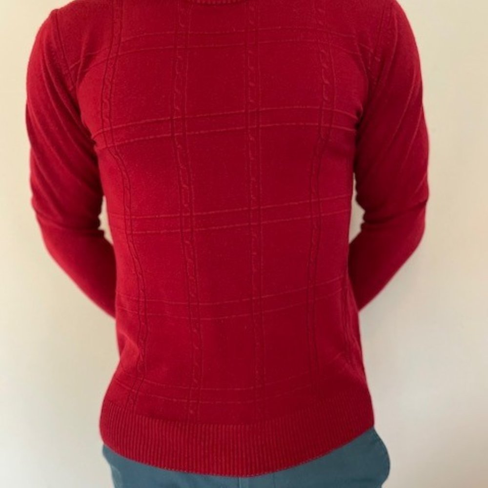 Tricots St. Raphael LS Sweater - Medium - Red